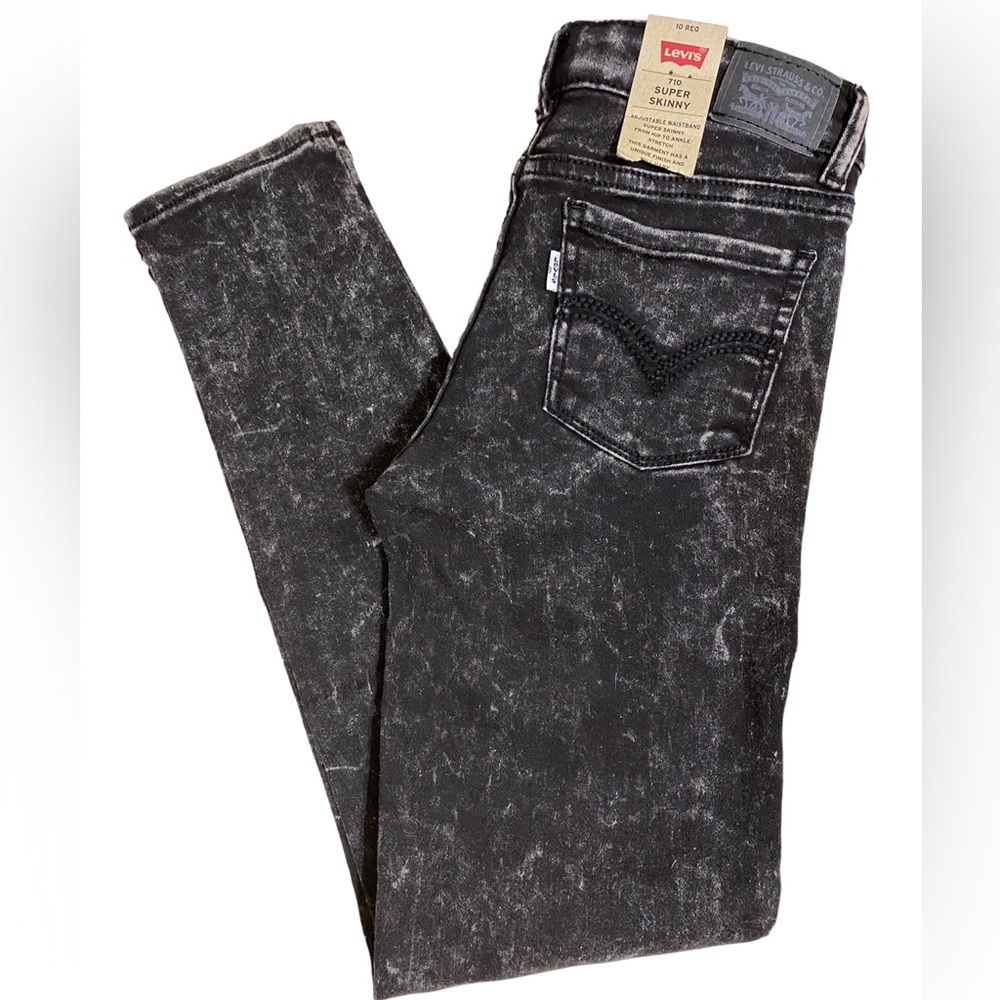 Levi’s 710 Super Skinny Jeans Size 10 Reg. NWT